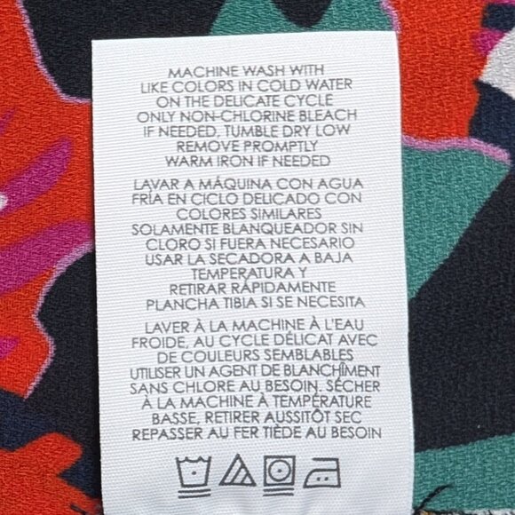 CAbi #5542 Hibiscus Print Sleeveless Blouse - Picture 9 of 15